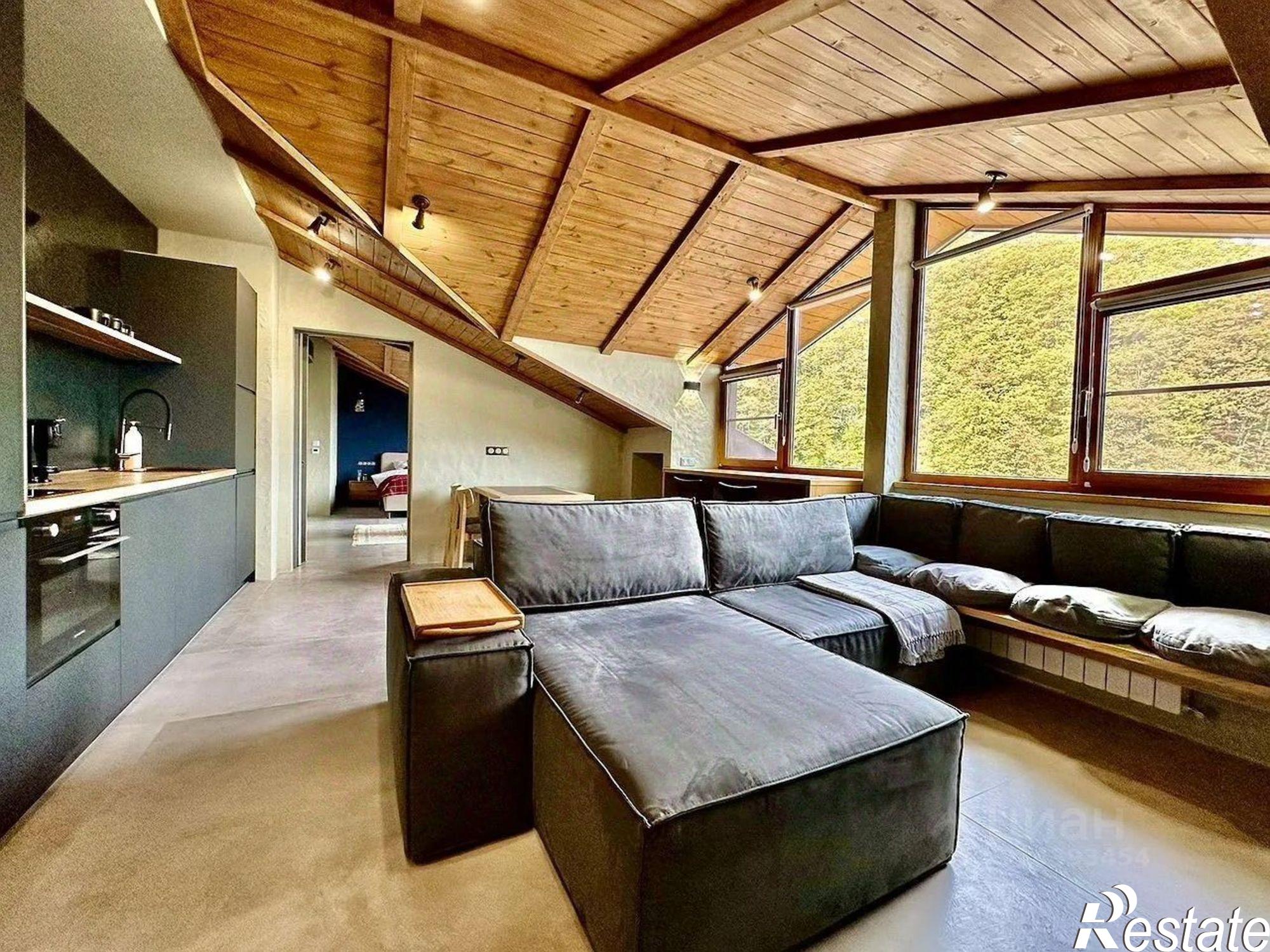 Купить квартиру за 18 700 000 рублей на Ставропольская улица, 18/1