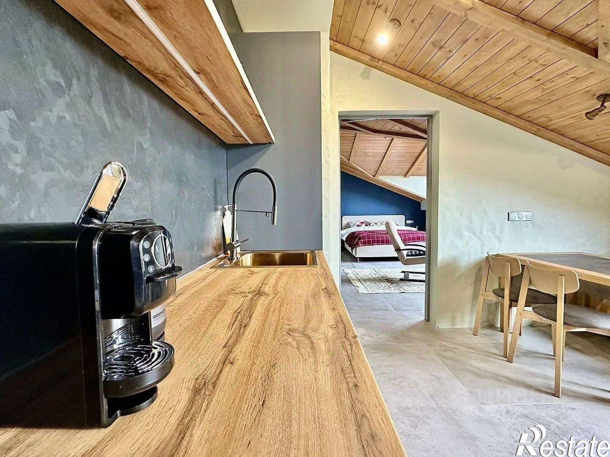 Купить квартиру за 18 700 000 рублей на Ставропольская улица, 18/1