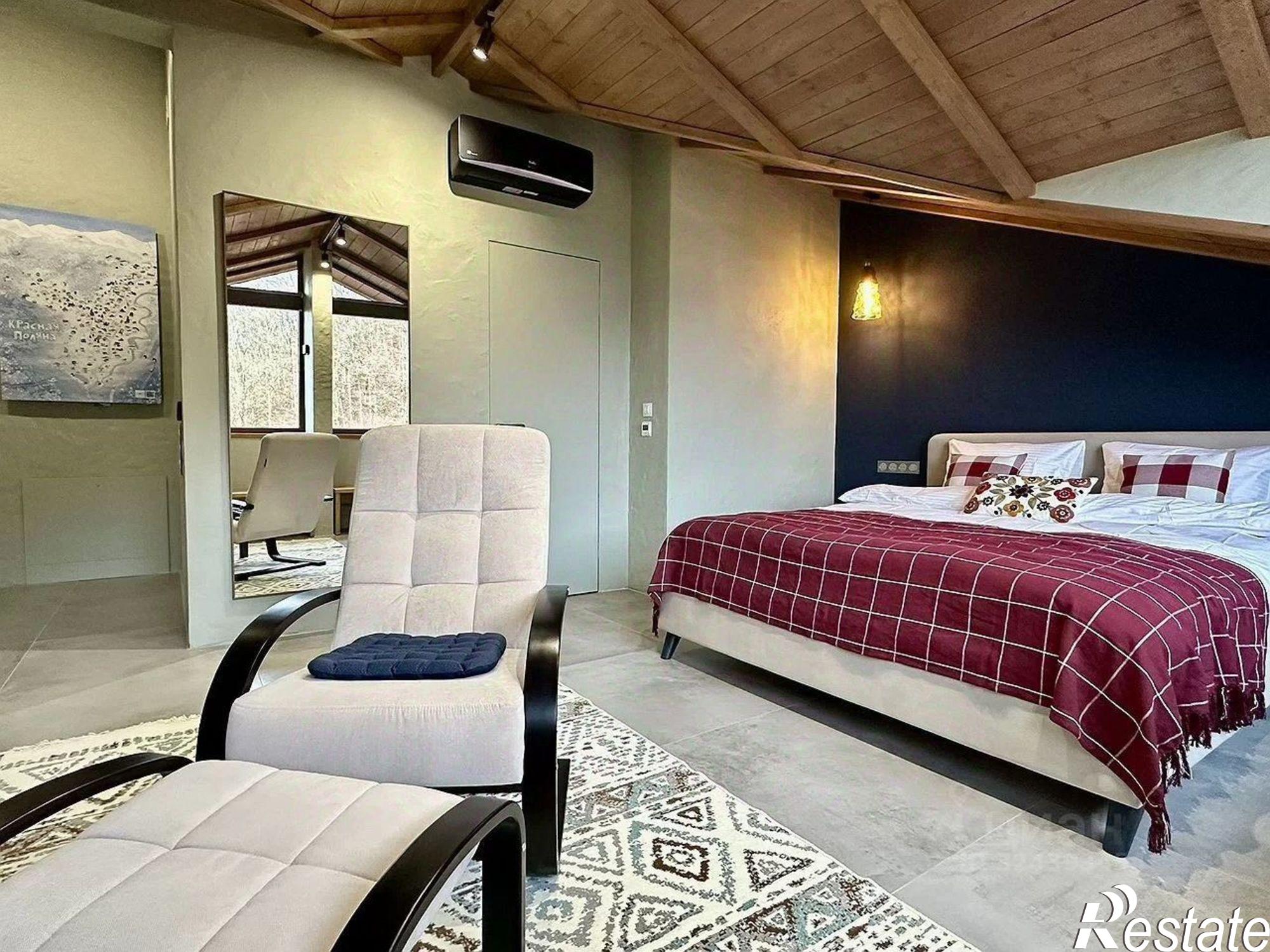 Купить квартиру за 18 700 000 рублей на Ставропольская улица, 18/1