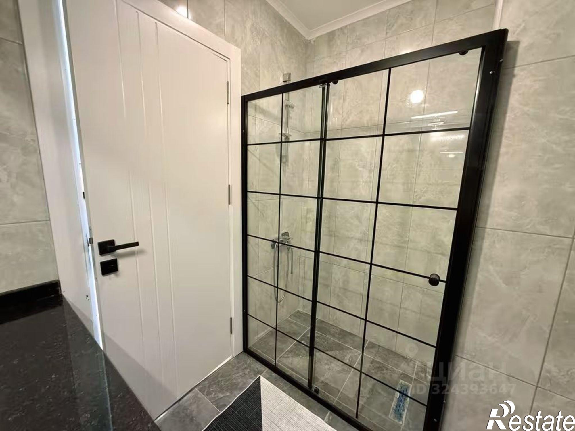 Купить квартиру за 19 000 000 рублей на ул Нижнеимеретинская, 143