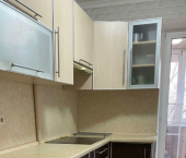 2-комн, 52кв м, этаж 3/9 ул им. 40-летия Победы, 67