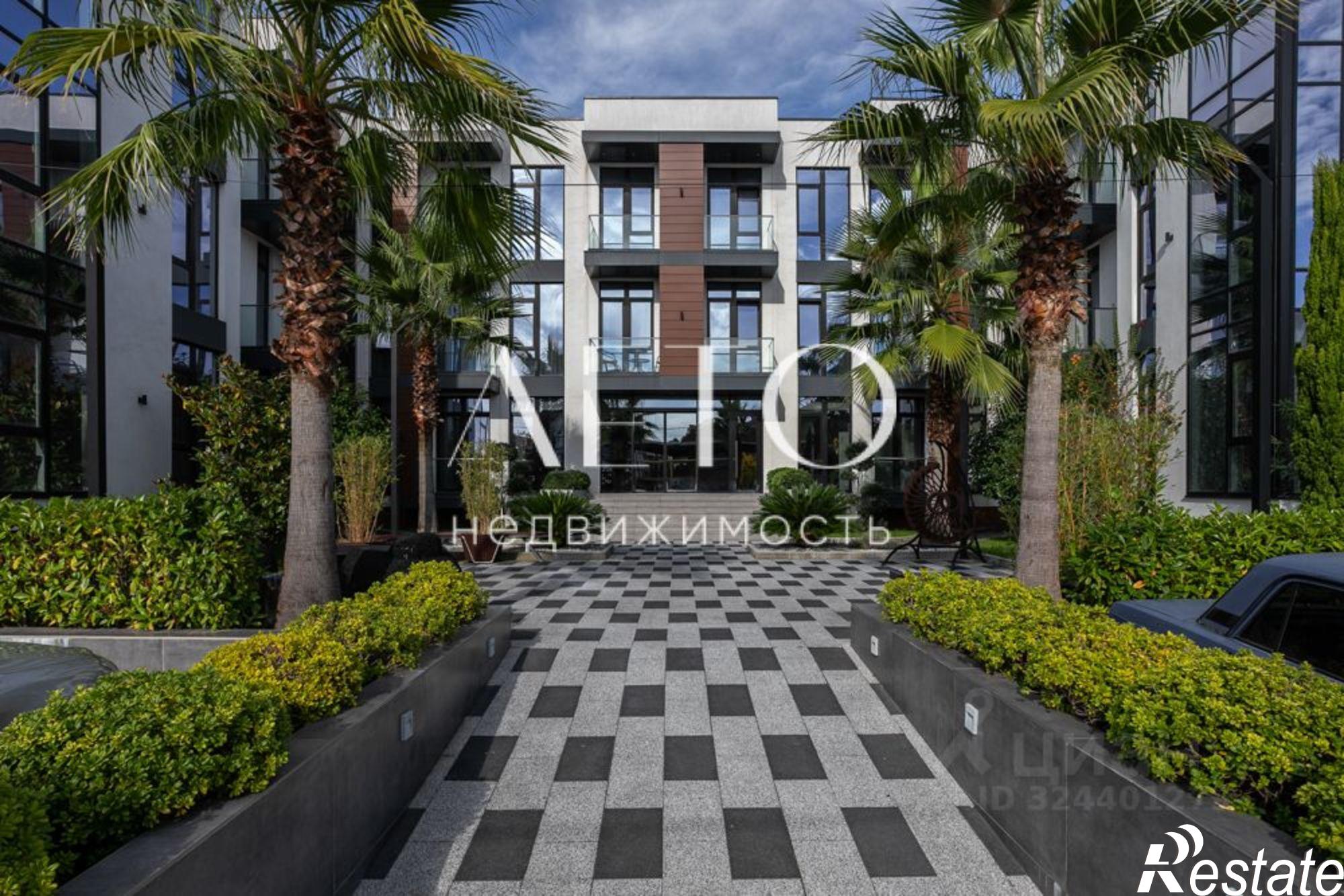 Купить квартиру за 9 800 000 рублей на ул Лилий, 13