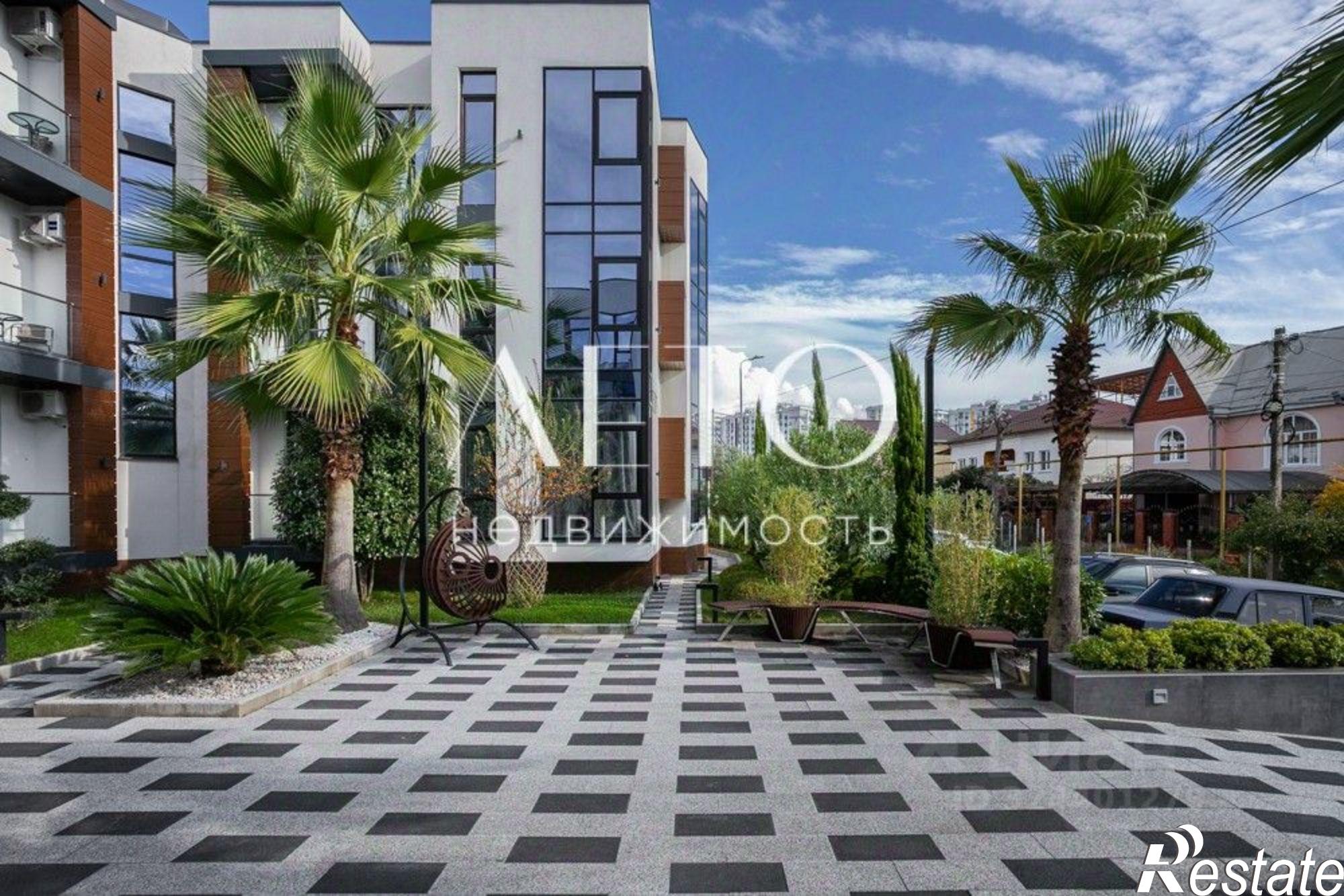 Купить квартиру за 9 800 000 рублей на ул Лилий, 13