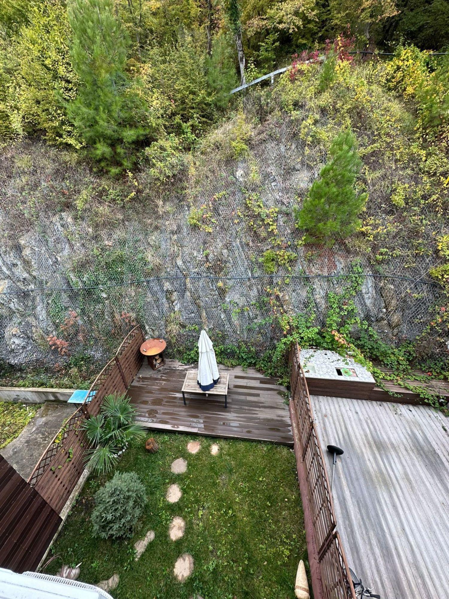 Купить квартиру за 40 000 000 рублей на -, 1