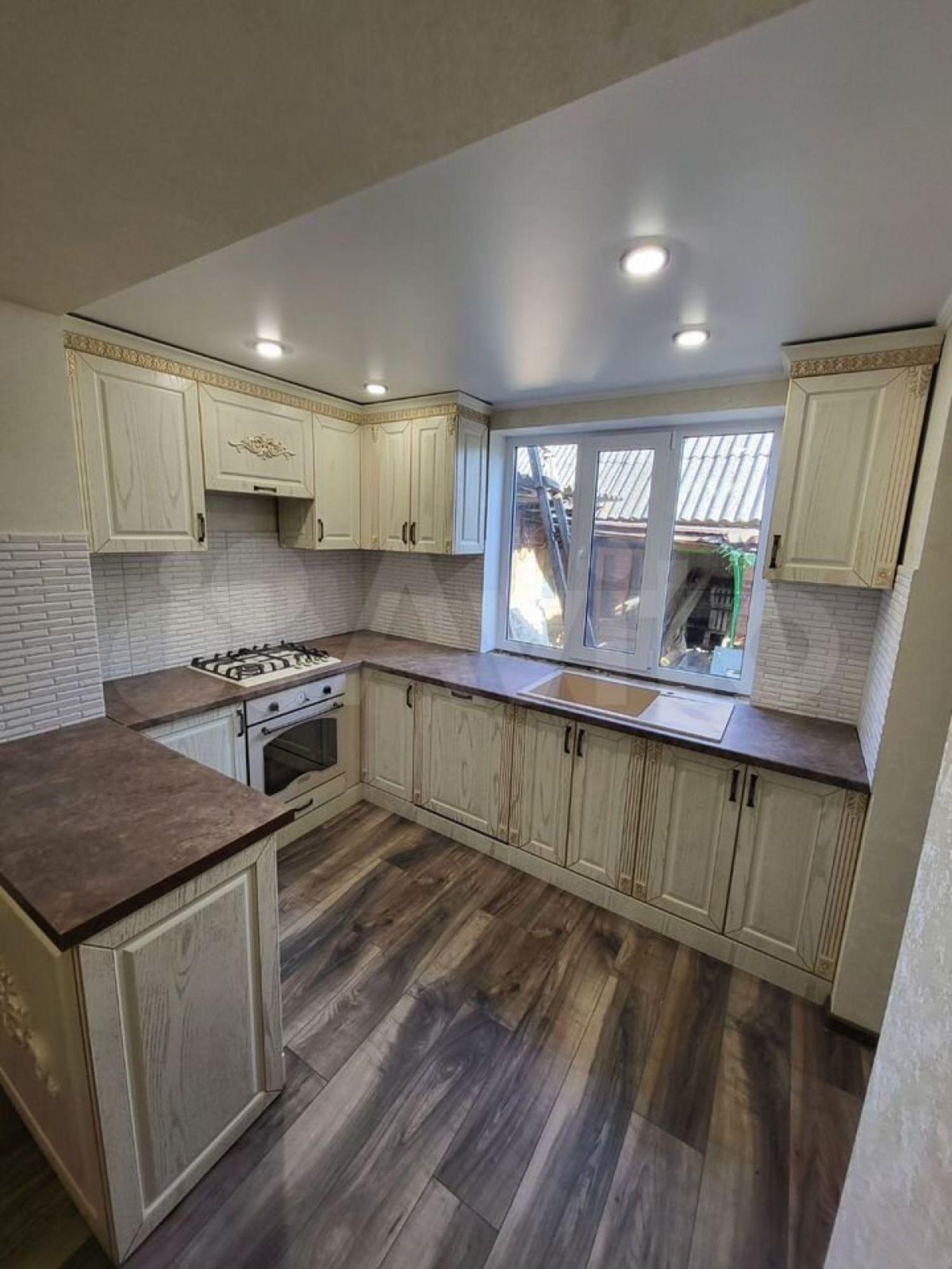 Купить дачу, дом, коттедж за 16 700 000 рублей на Новая ул, 49