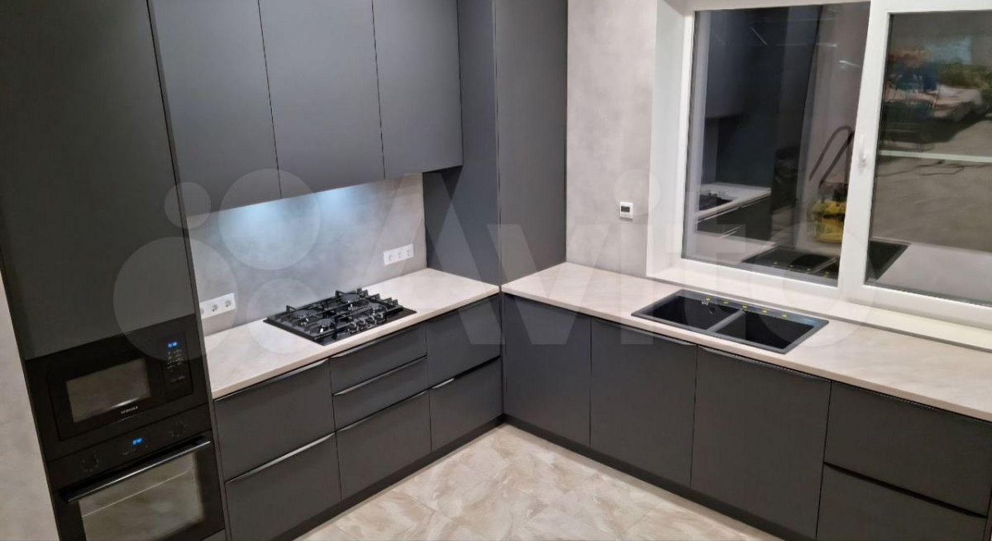 Купить дачу, дом, коттедж за 13 000 000 рублей на Крымская ул, 11