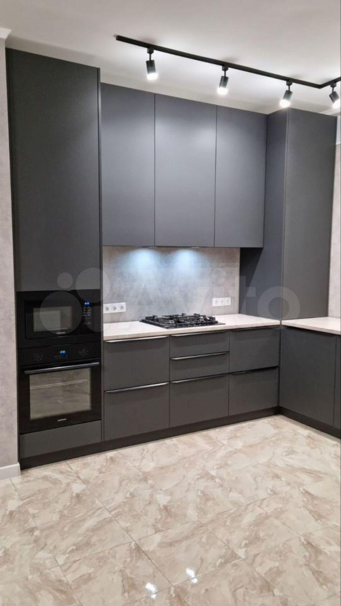 Купить дачу, дом, коттедж за 13 000 000 рублей на Крымская ул, 11