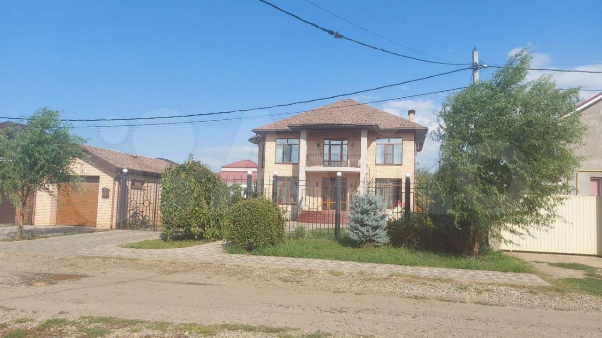 Купить дачу, дом, коттедж за 40 000 000 рублей на Каспийская ул, 16