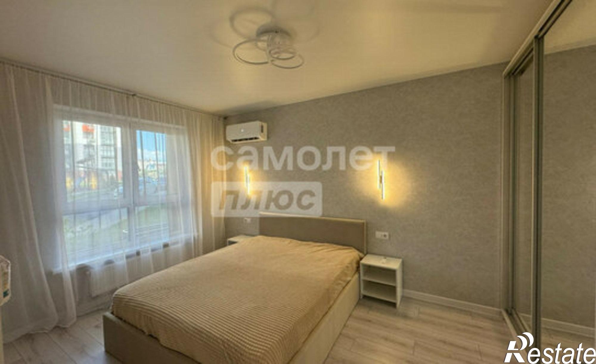 Купить квартиру за 11 990 000 рублей на улица Крылова, 11А