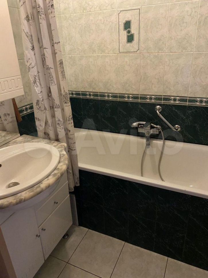 2-комн квартира Комсомольская ул, 60