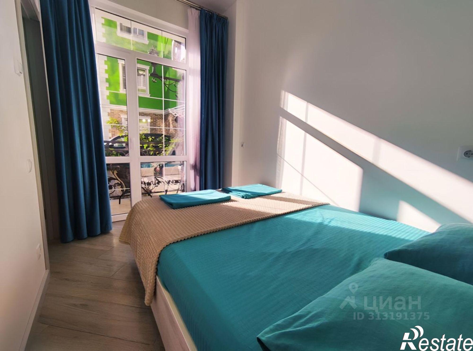 Сдать квартиру за 40 000 рублей на ул Таврическая, 1/3 2