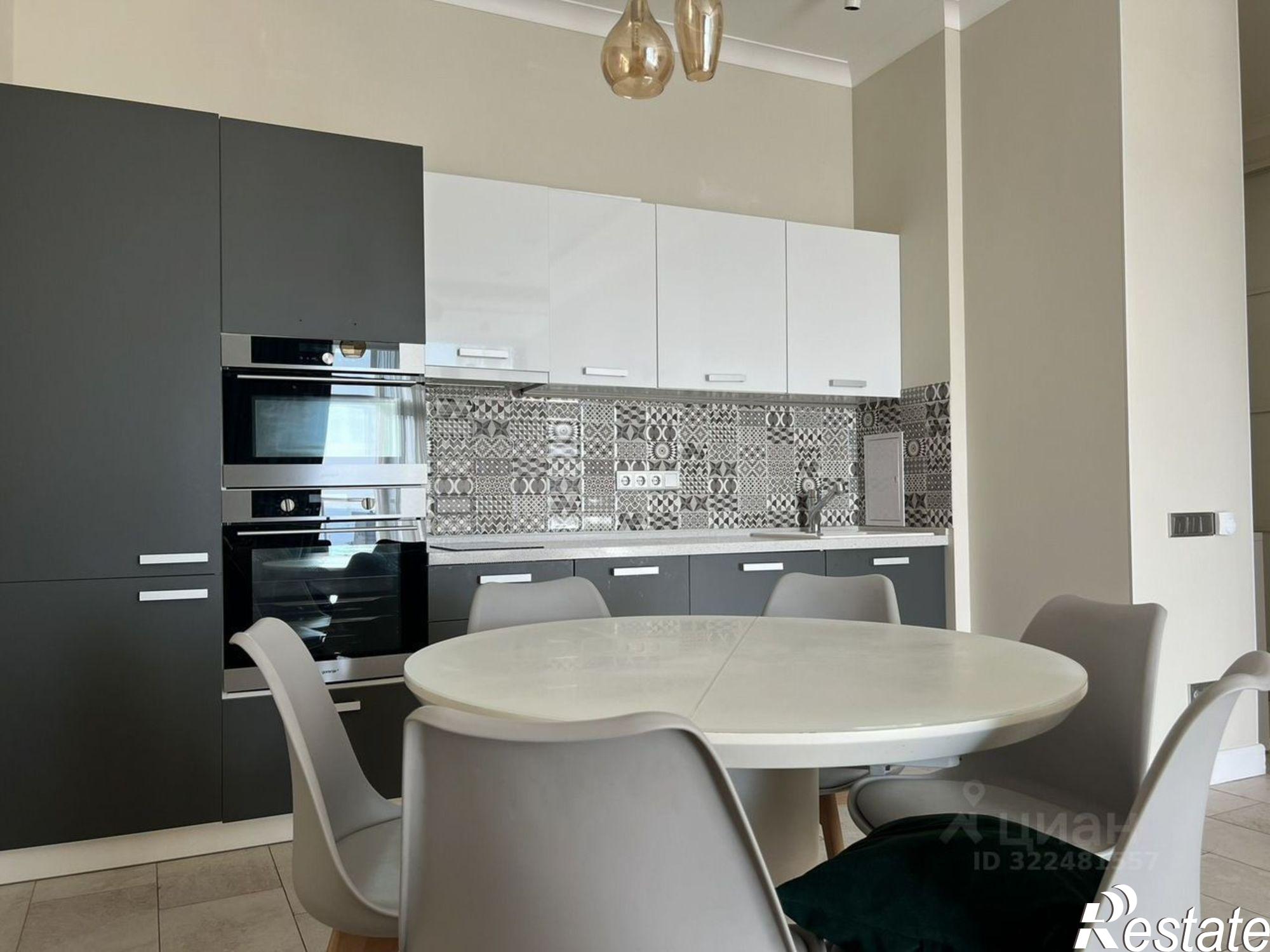 Купить квартиру за 45 000 000 рублей на б-р Надежд, 4/2