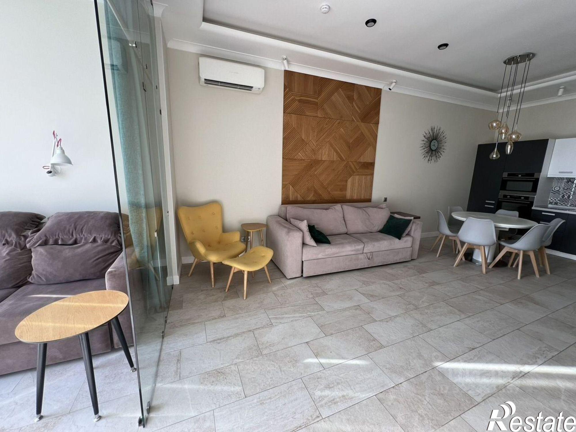 Купить квартиру за 45 000 000 рублей на б-р Надежд, 4/2