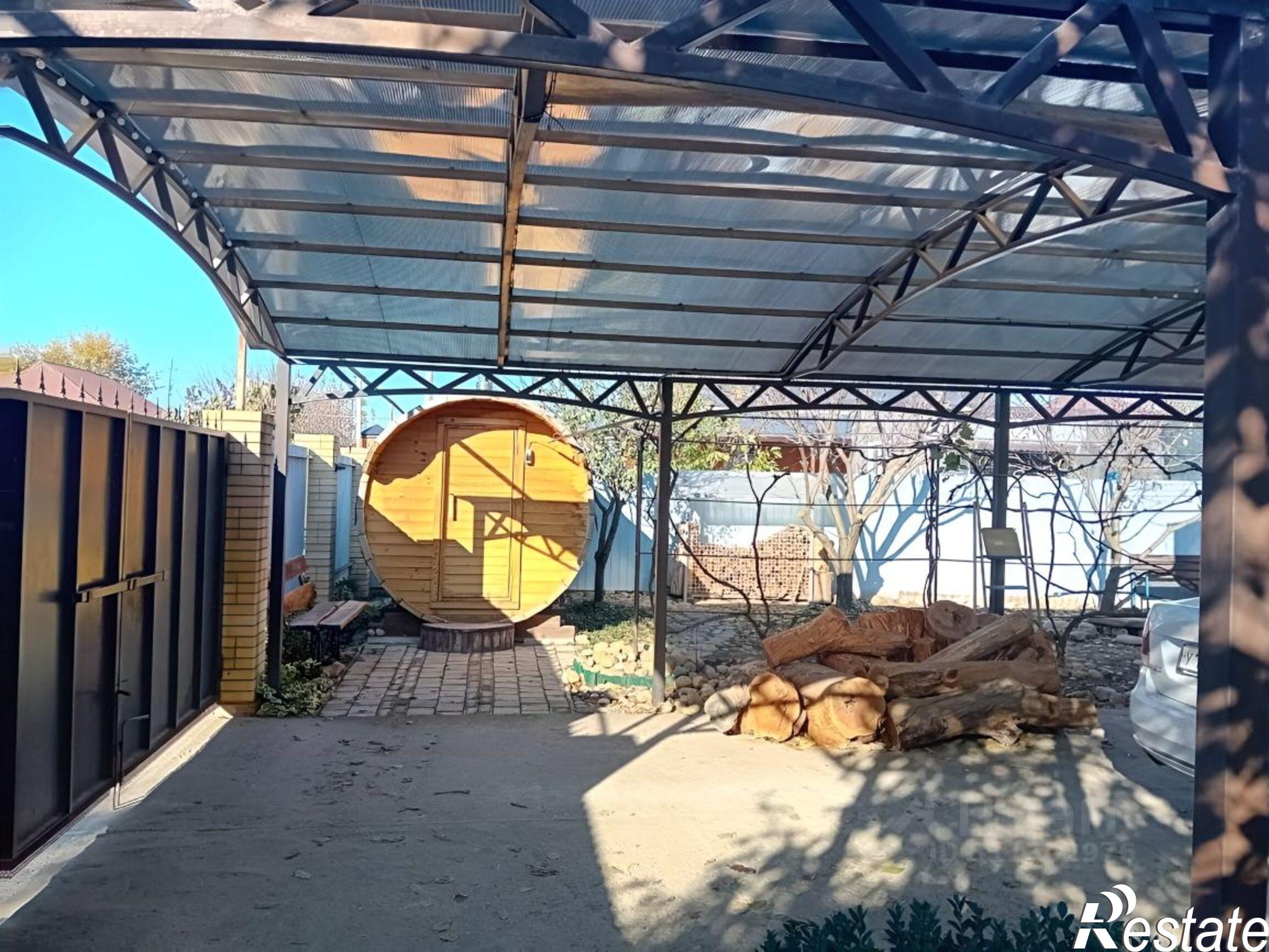 Купить дачу, дом, коттедж за 9 450 000 рублей на улица Ленина, 51