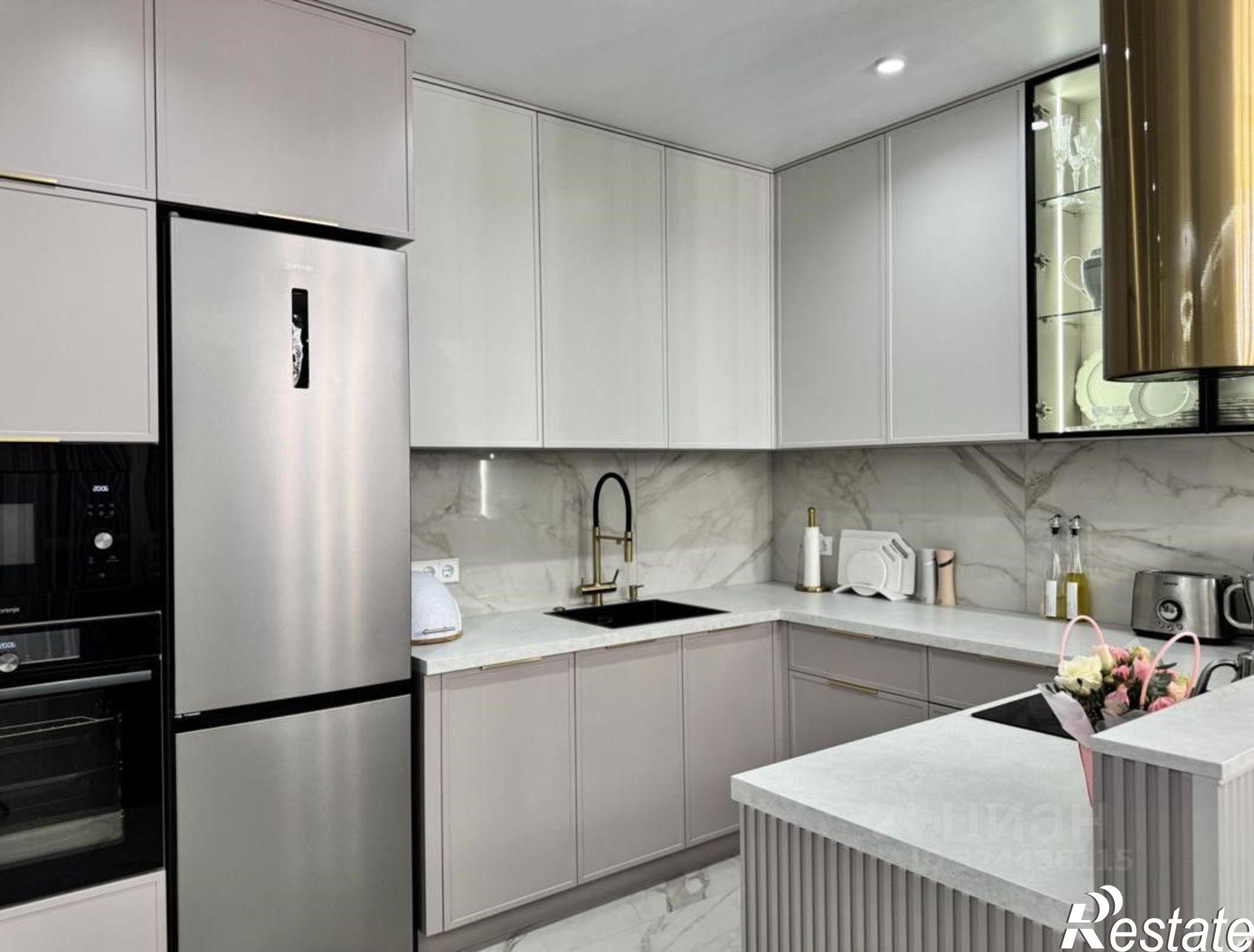 Купить квартиру за 18 900 000 рублей на ул Фигурная, 51