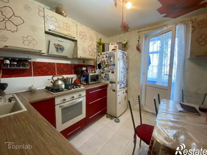 3-комн квартира Октябрьская улица, 100,  д. 100