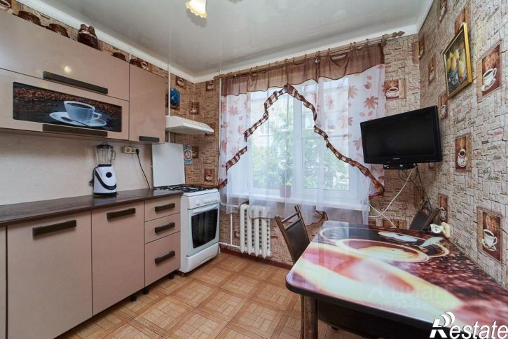 1-комн квартира улица Суворова, 3,  д. 3