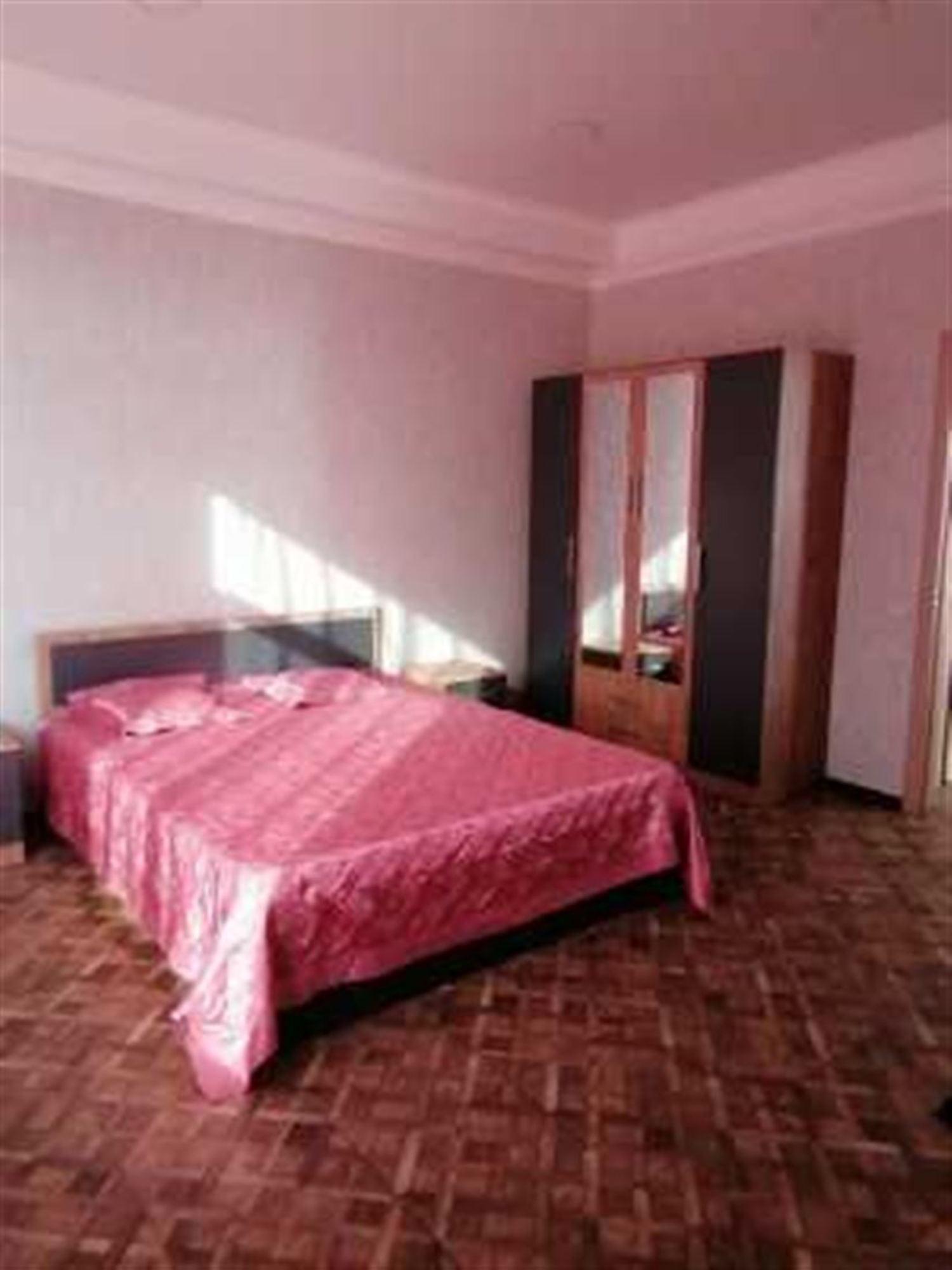 Купить квартиру за 10 700 000 рублей на ул Кленовая, д. 5