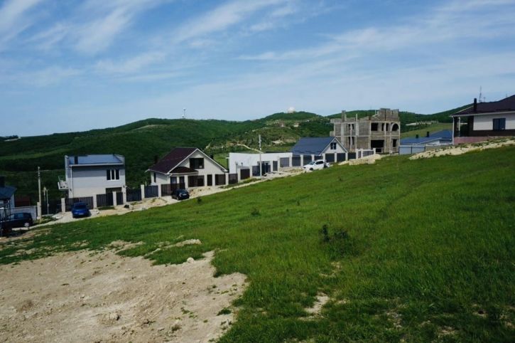 Земельный участок село Варваровка