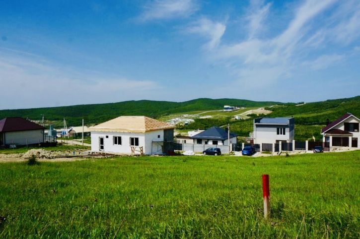 Земельный участок село Варваровка