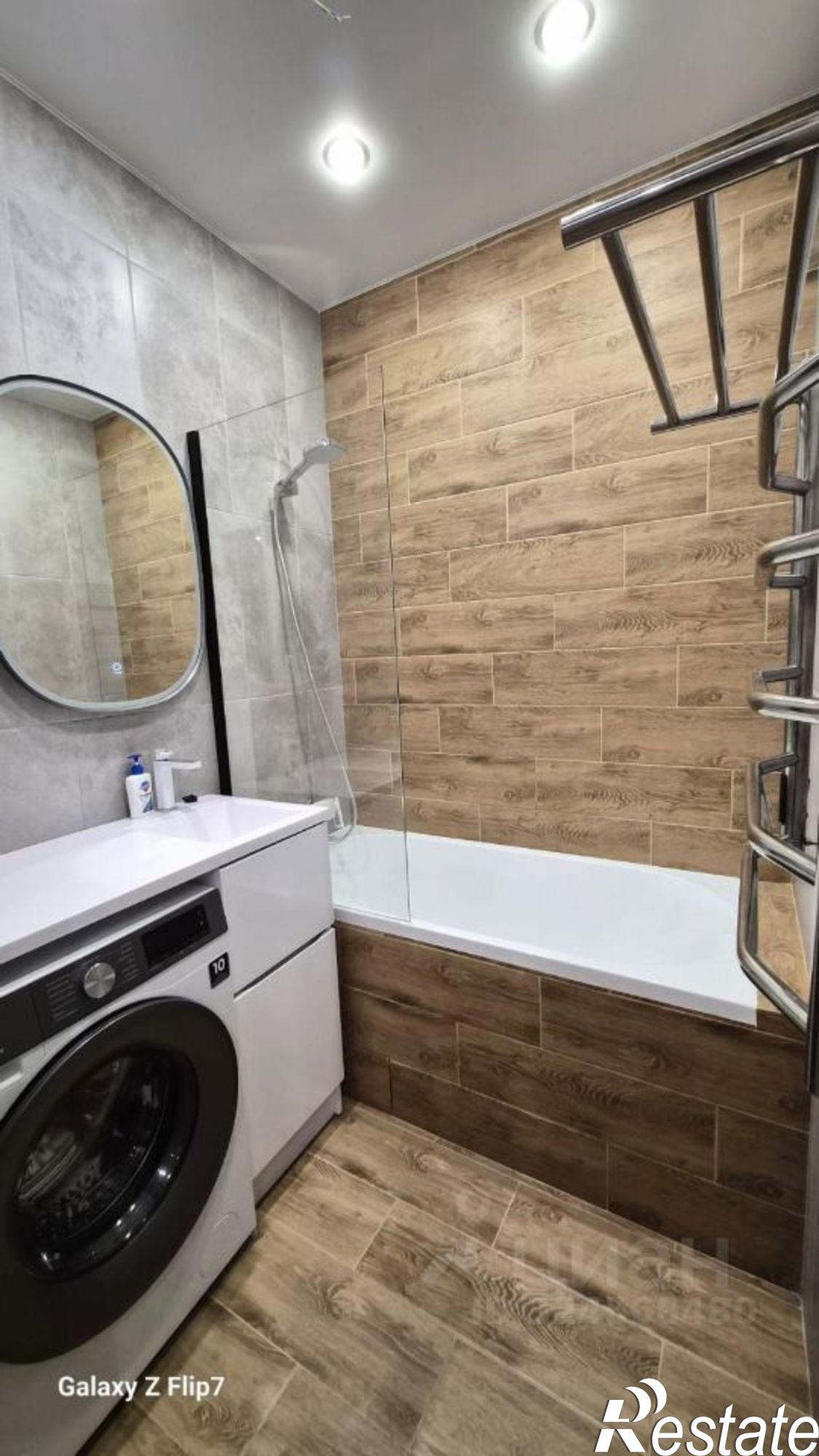 Сдать квартиру за 43 450 рублей на улица им. Константина Гондаря, 99