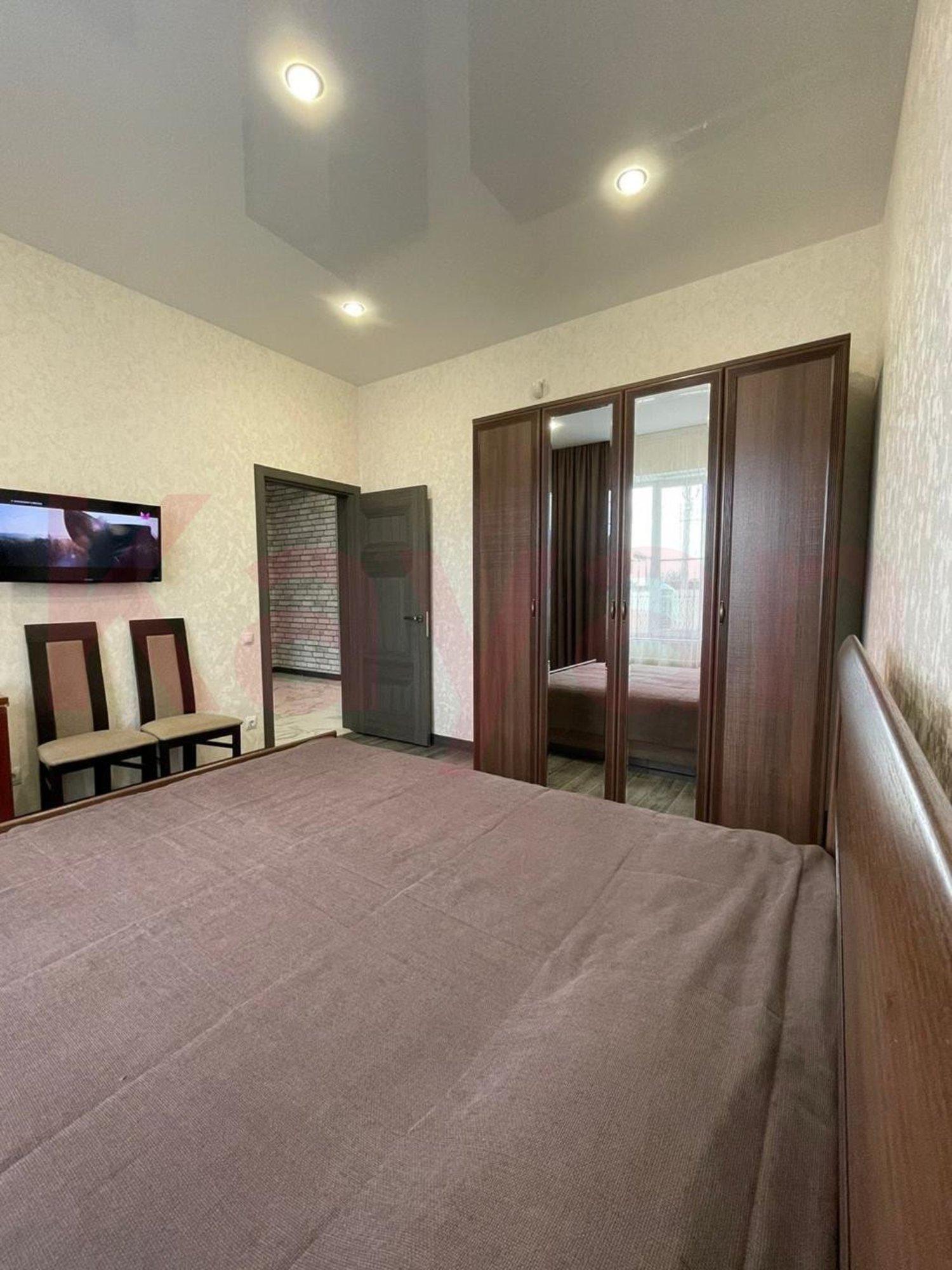 Купить дачу, дом, коттедж за 17 700 000 рублей на Новосёлов ул.