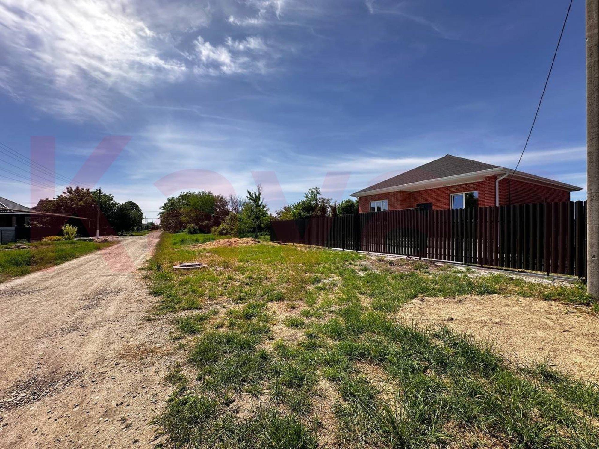 Купить дачу, дом, коттедж за 6 900 000 рублей на Продольная ул.