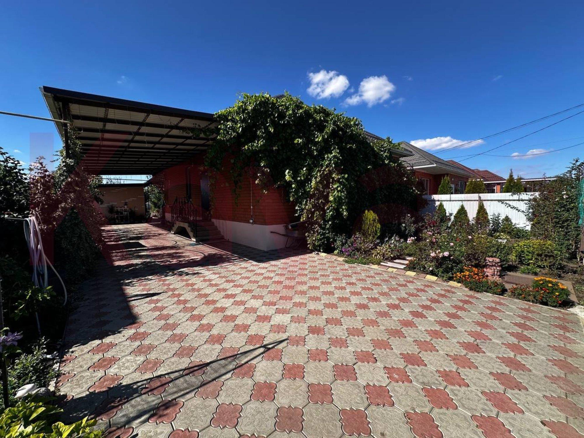 Купить дачу, дом, коттедж за 10 000 000 рублей на Северный2 ул.