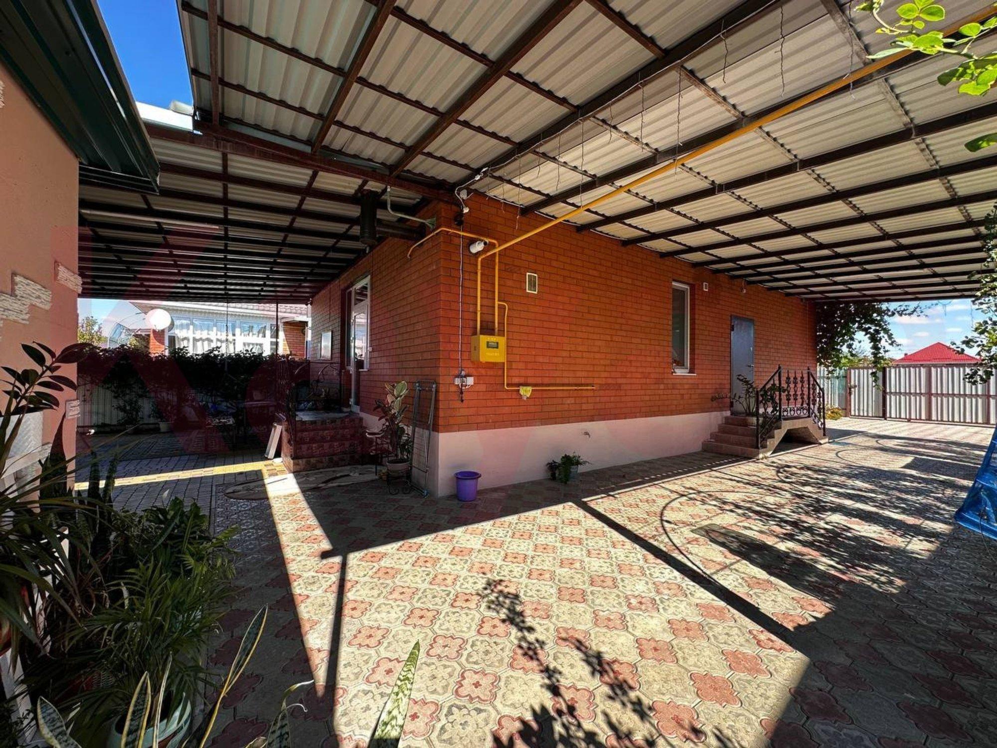 Купить дачу, дом, коттедж за 10 000 000 рублей на Северный2 ул.