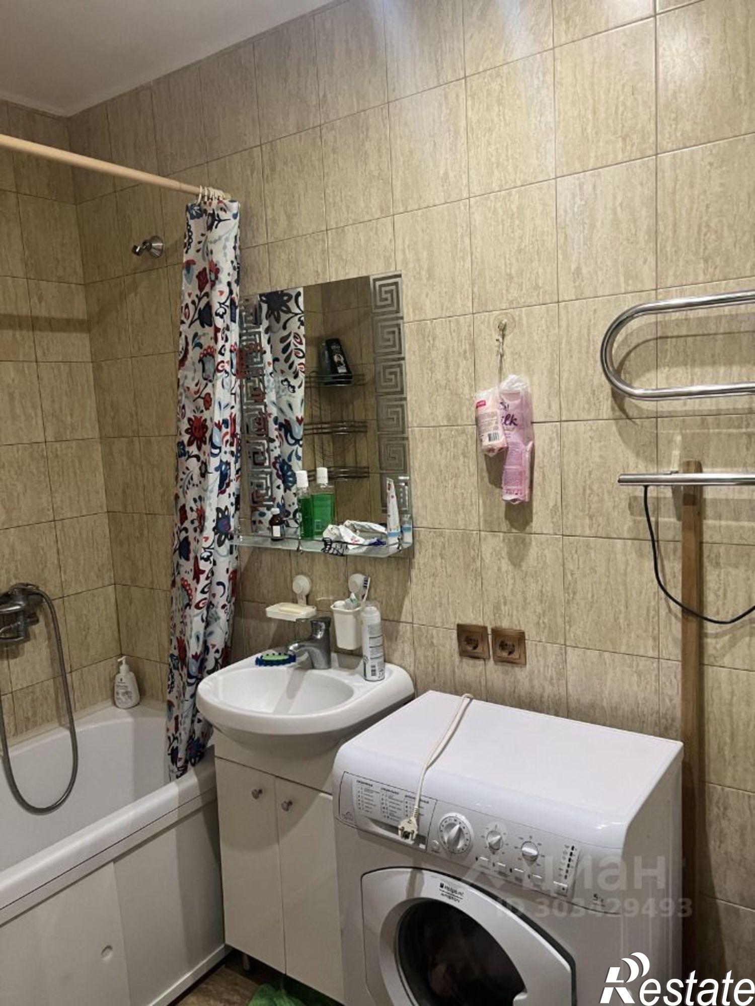 Купить квартиру за 15 000 000 рублей на Перелётная улица, 34