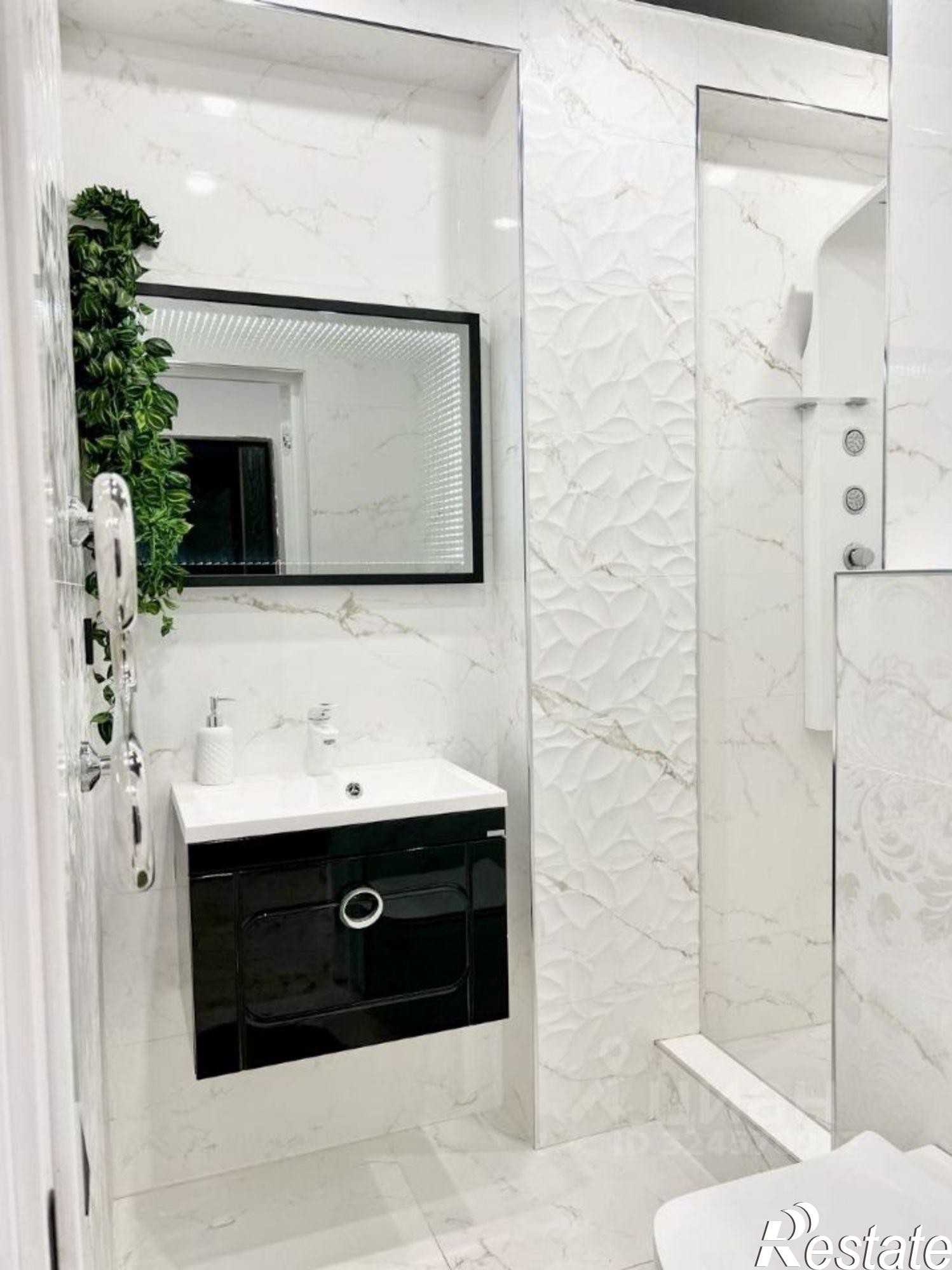 Купить квартиру за 15 700 000 рублей на ул Цветочная, 30