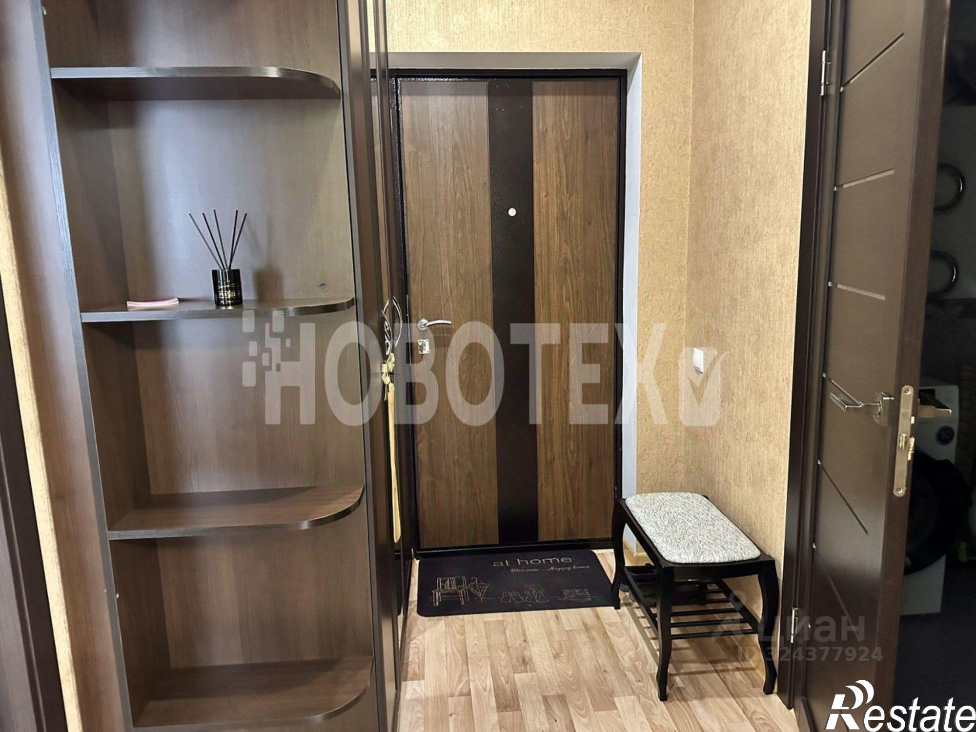 Сдать квартиру за 27 000 рублей на улица Ткачёва, 8