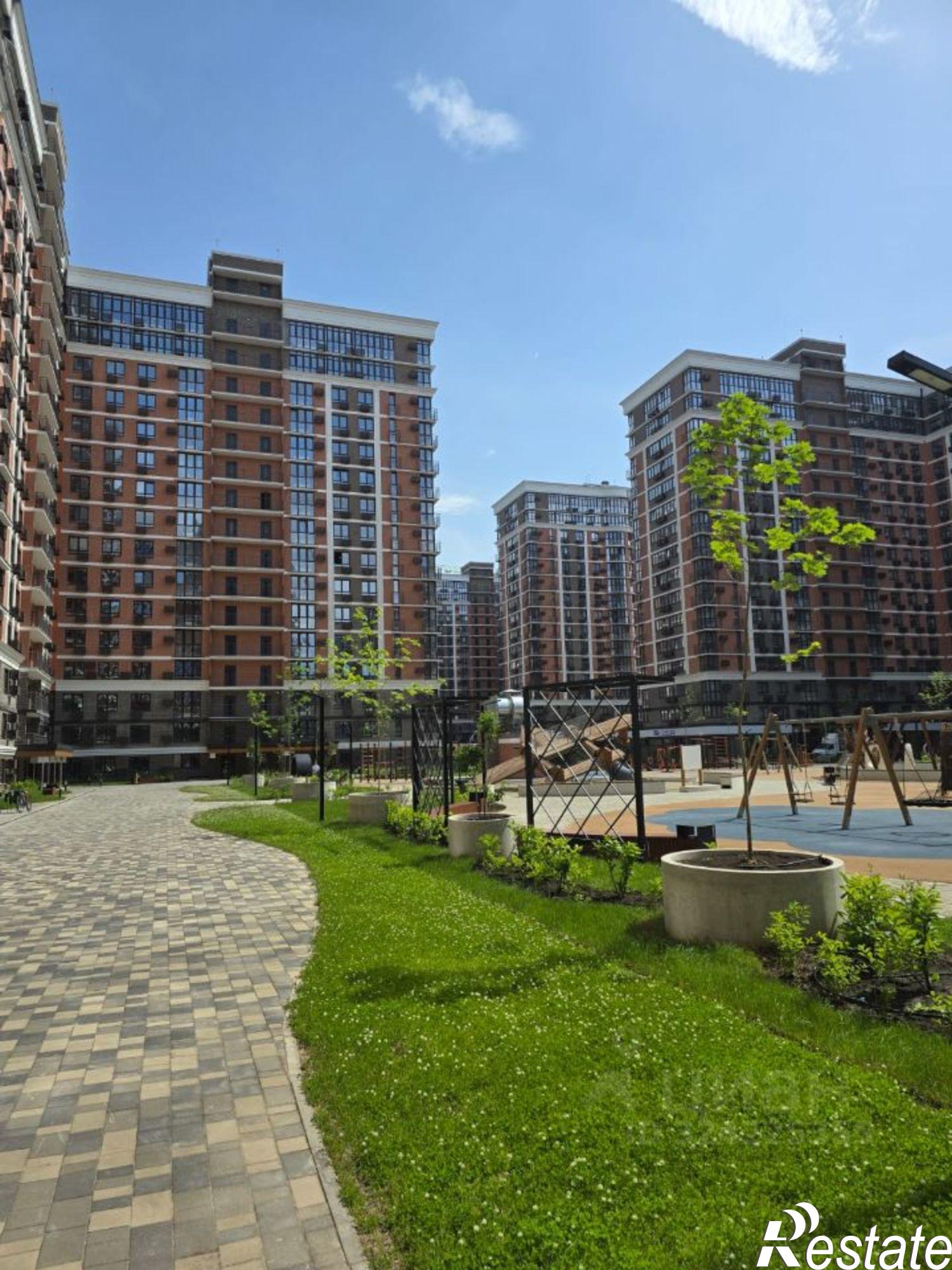 Сдать квартиру за 55 000 рублей на Краснодар, улица Ивана Беличенко, 92к4