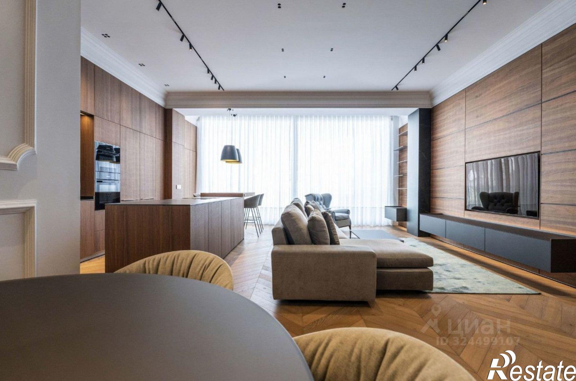 Купить квартиру за 23 100 000 рублей на ул Парусная, 7