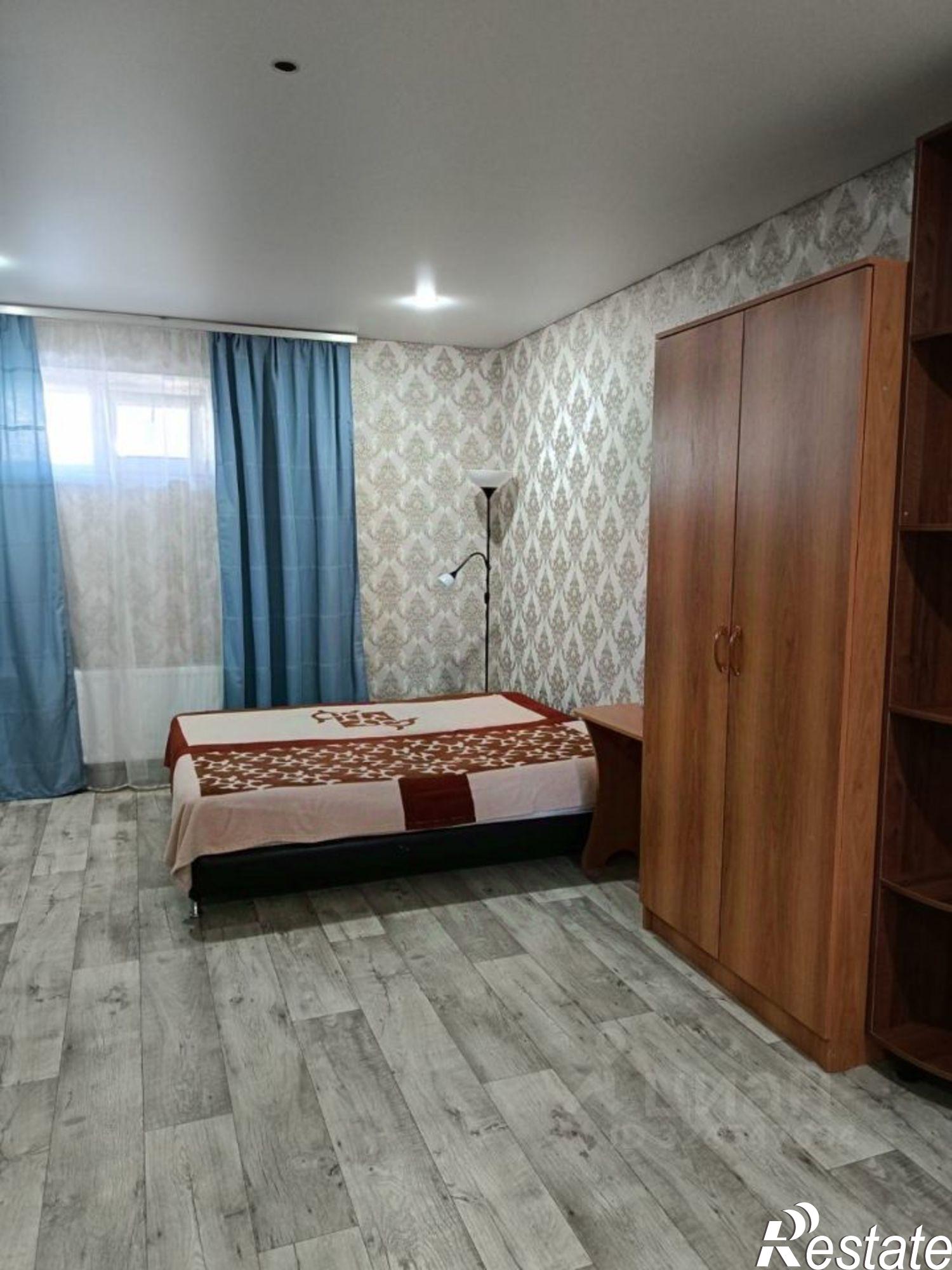 Купить квартиру за 3 100 000 рублей на Ейский район, Ейск г., Красная ул.