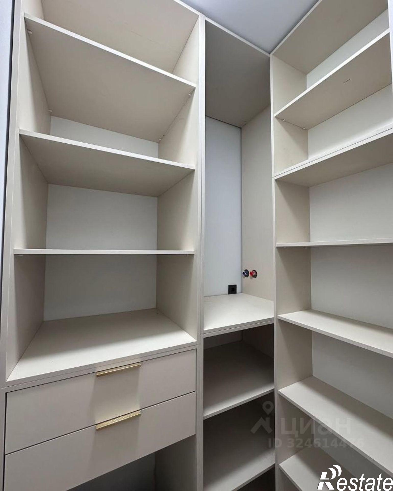 Купить квартиру за 12 100 000 рублей на Сочи, Курортный проспект