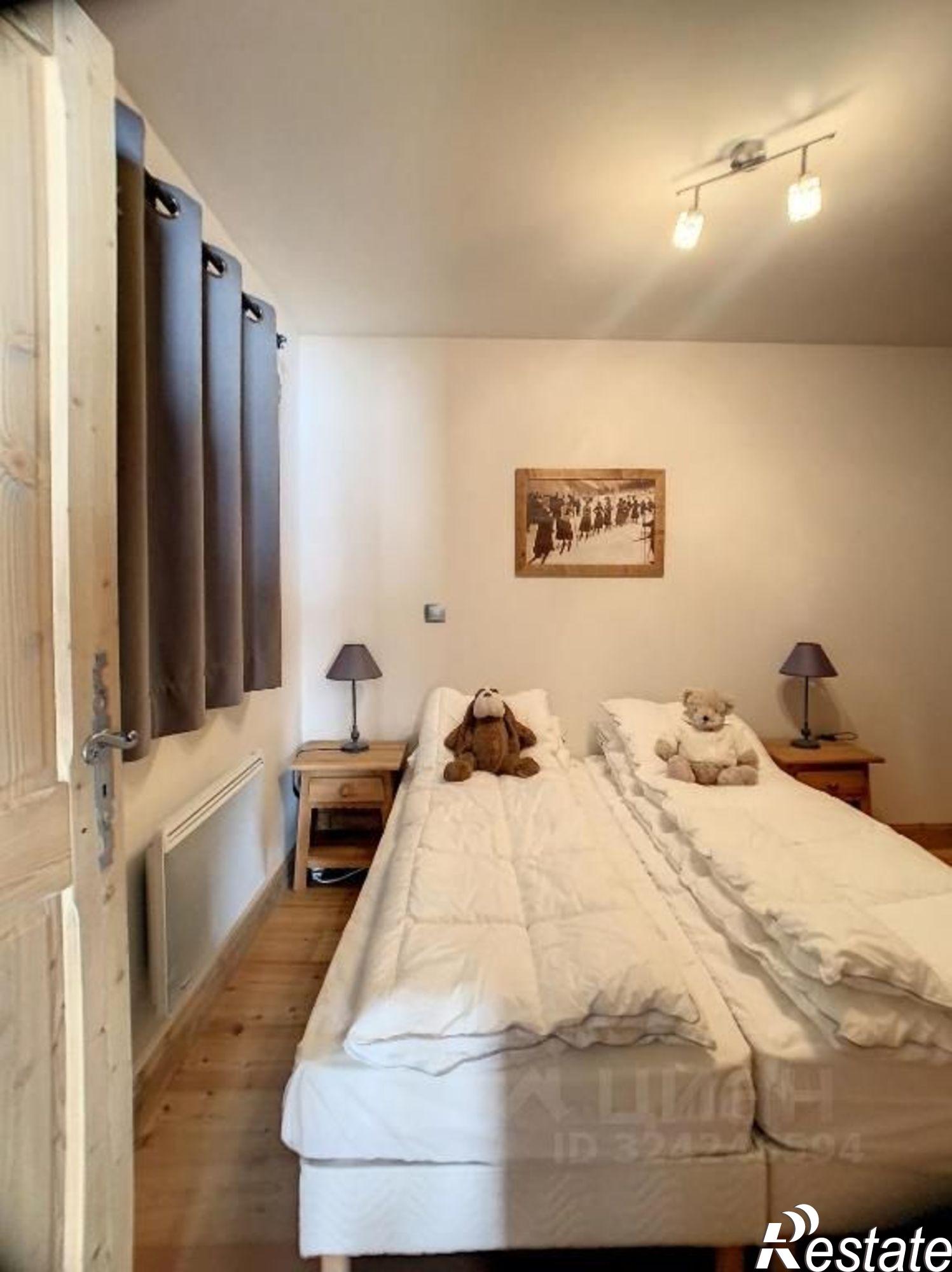 Купить квартиру за 9 800 000 рублей на Ачишховский переулок, 27