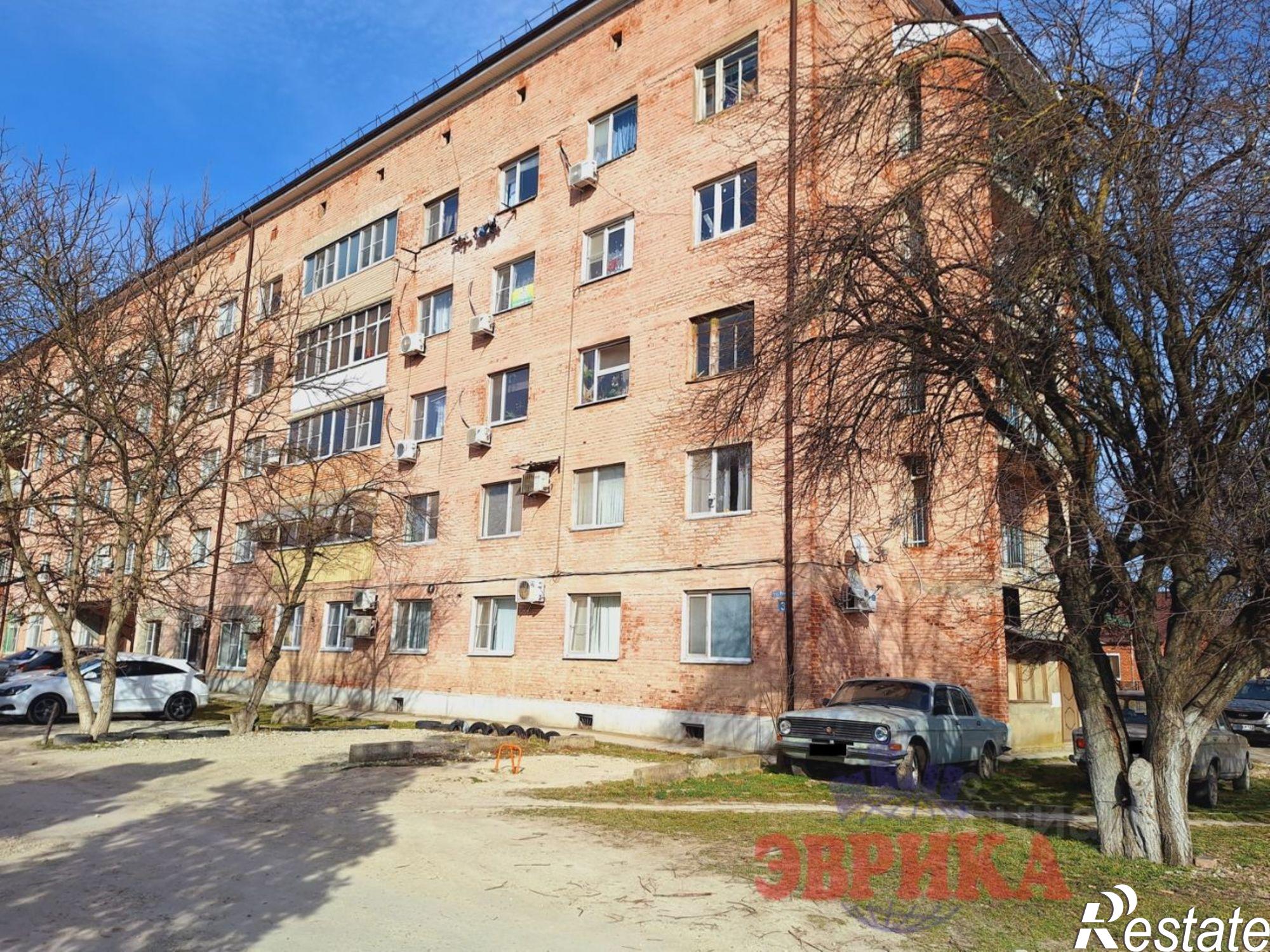 Купить квартиру за 4 120 000 рублей на Крымск