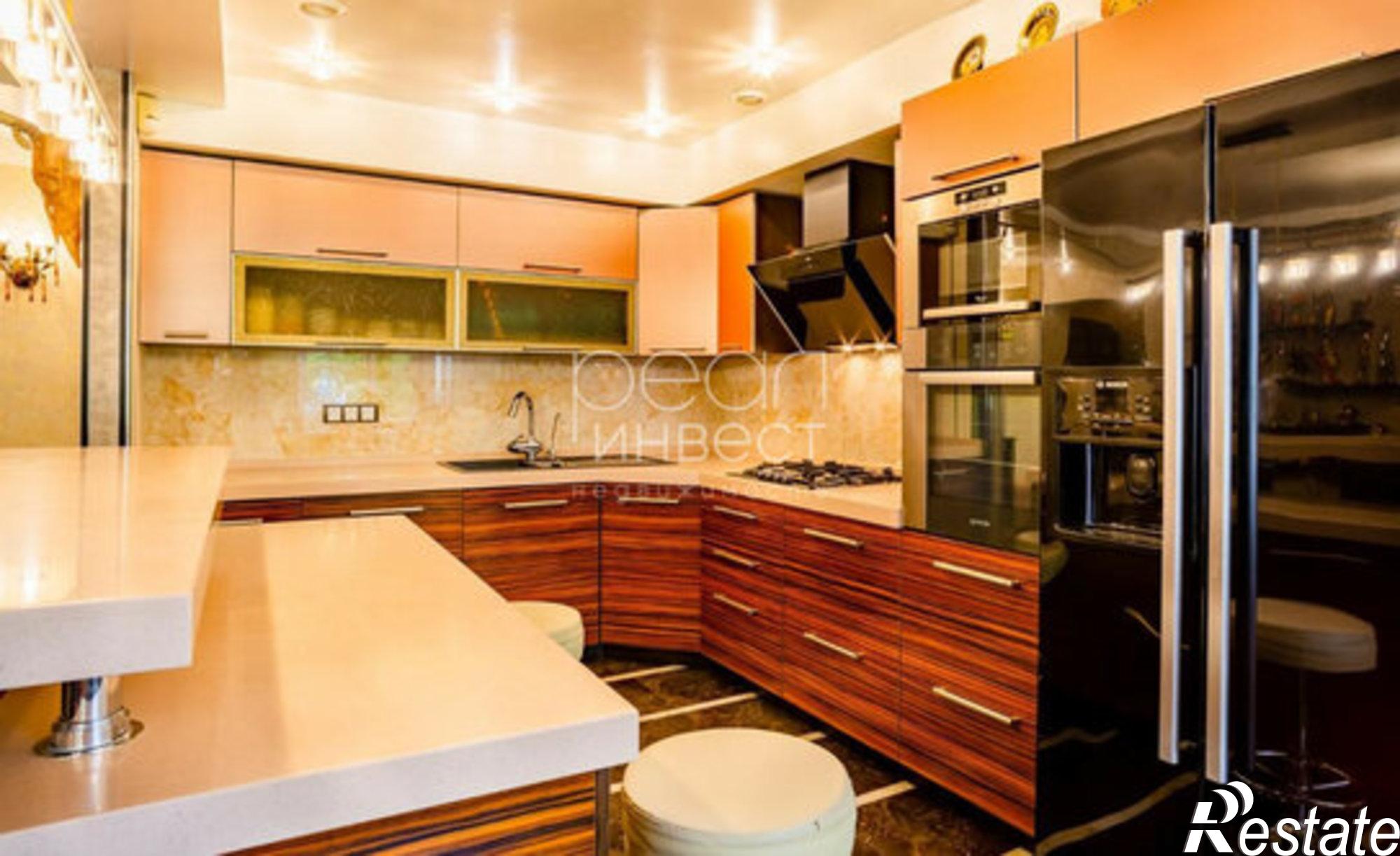 Купить квартиру за 21 200 000 рублей на Сочи, Курортный проспект, 94