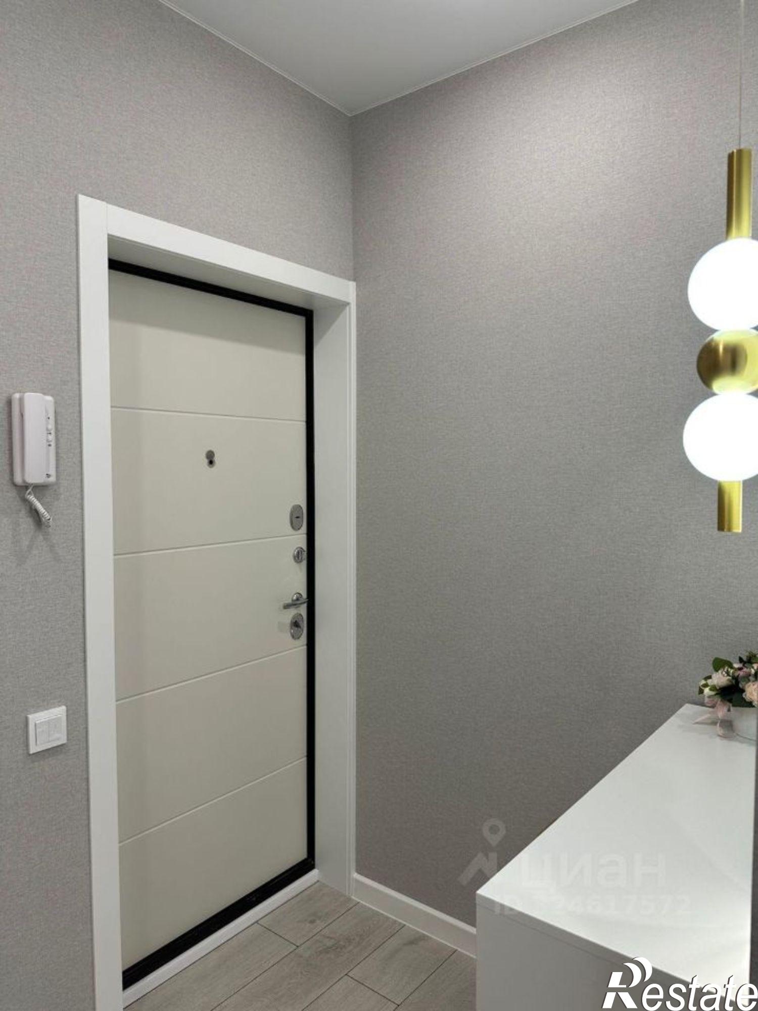 Купить квартиру за 7 600 000 рублей на Краснодар, улица имени Снесарева, 10/1