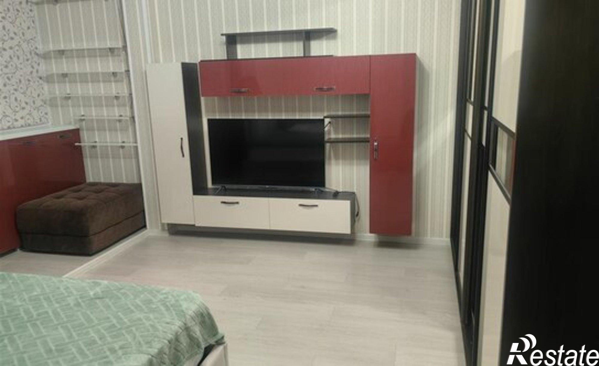 Купить квартиру за 14 300 000 рублей на Сочи, Бакинская улица, 9/1