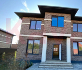 коттедж 170 кв м Средняя ул.