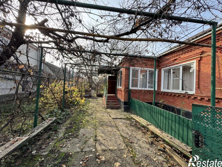 Коттедж/дом Днепровский пер., 8