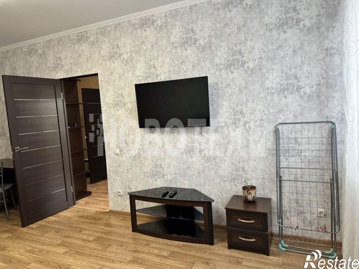 1-комн квартира улица Ткачёва, 8,  д. 8