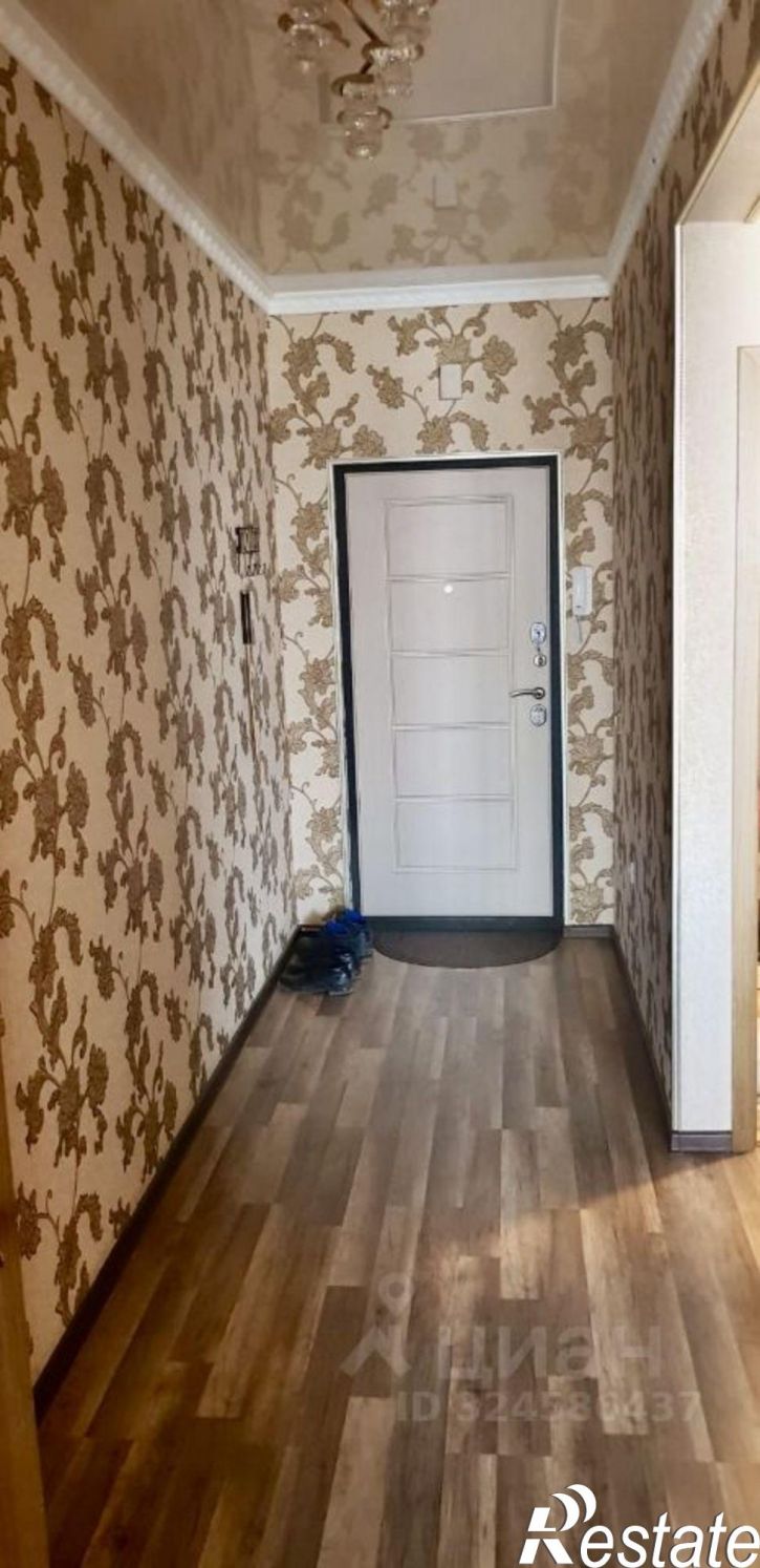 2-комн квартира улица Стаханова, 276,  д. 276