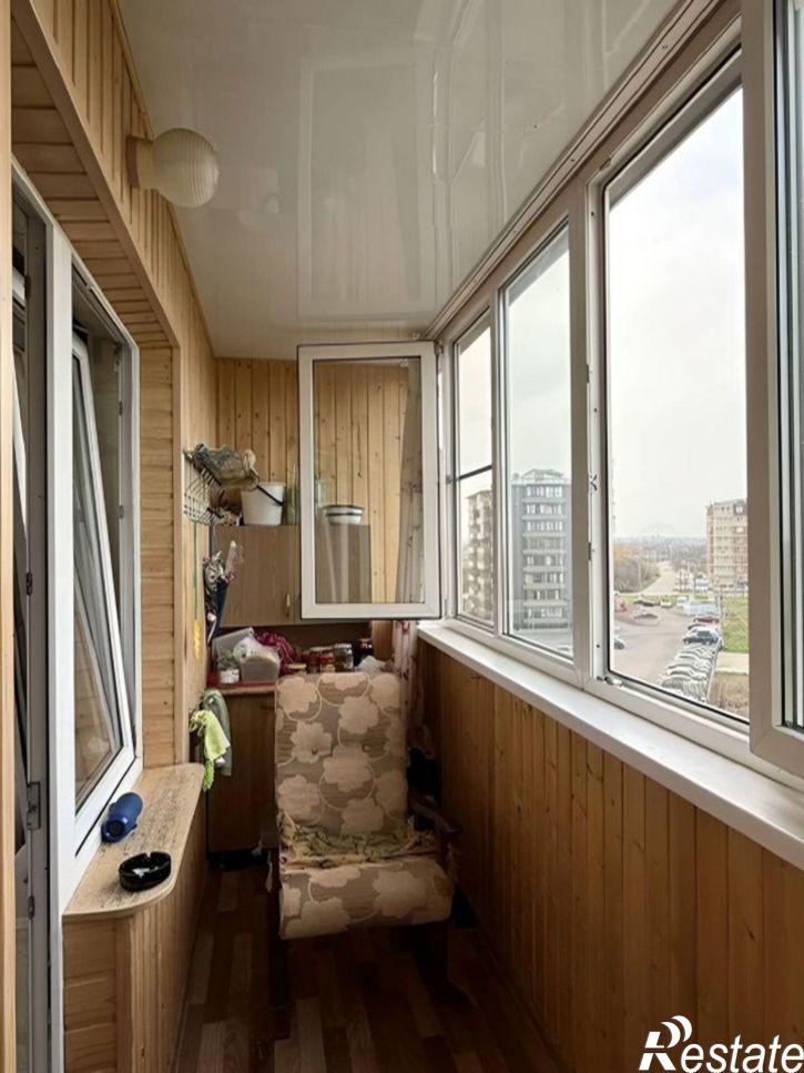 2-комн квартира улица 50 лет Октября, 102,  д. 102