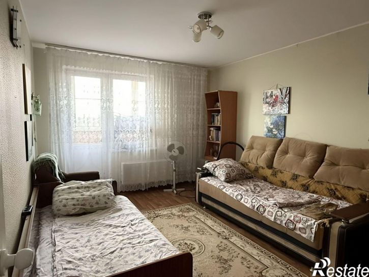 2-комн квартира улица 50 лет Октября, 102,  д. 102