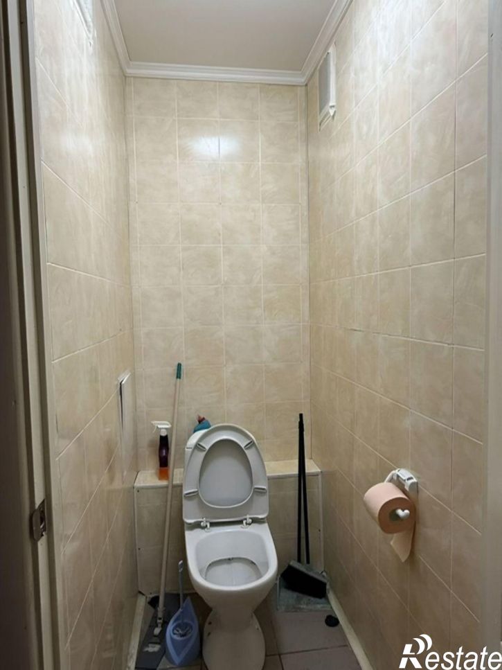 2-комн квартира улица 50 лет Октября, 102,  д. 102