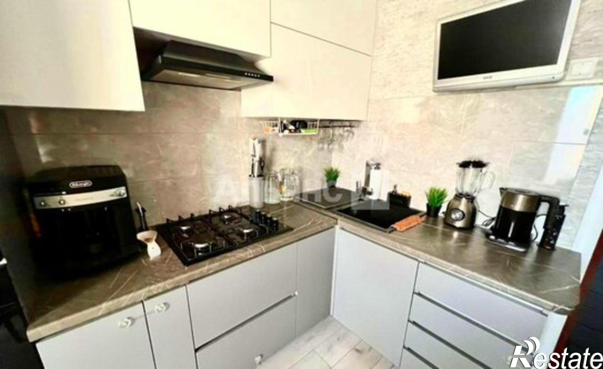 Купить квартиру за 6 950 000 рублей на Красная улица, 228