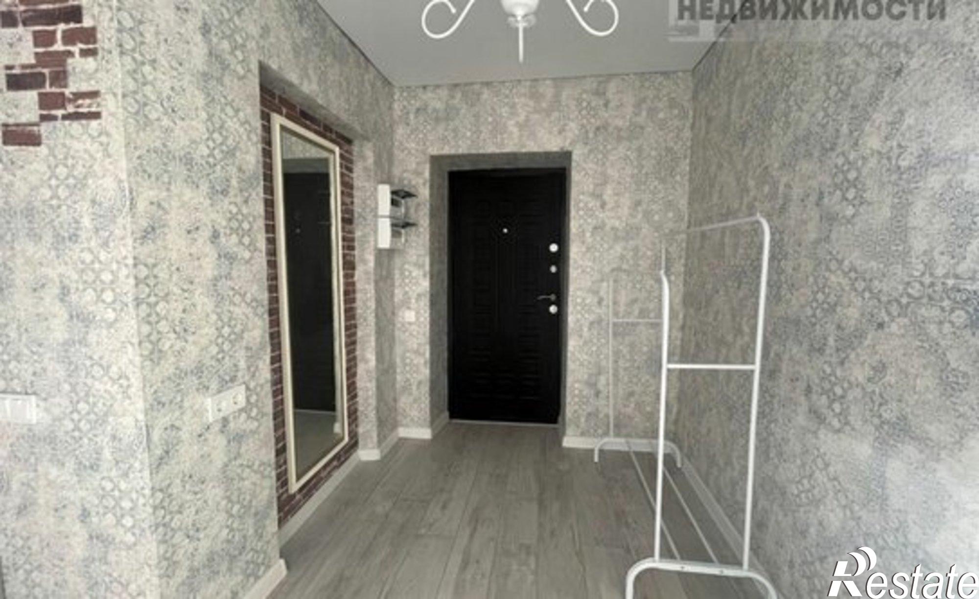 Купить квартиру за 6 100 000 рублей на Лазурная улица, 40